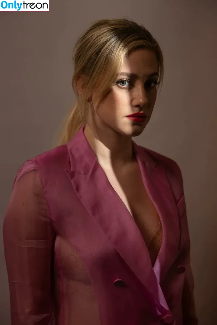 Lili Reinhart голая photo #0321 (Unpublished Photos / lilireinhart)