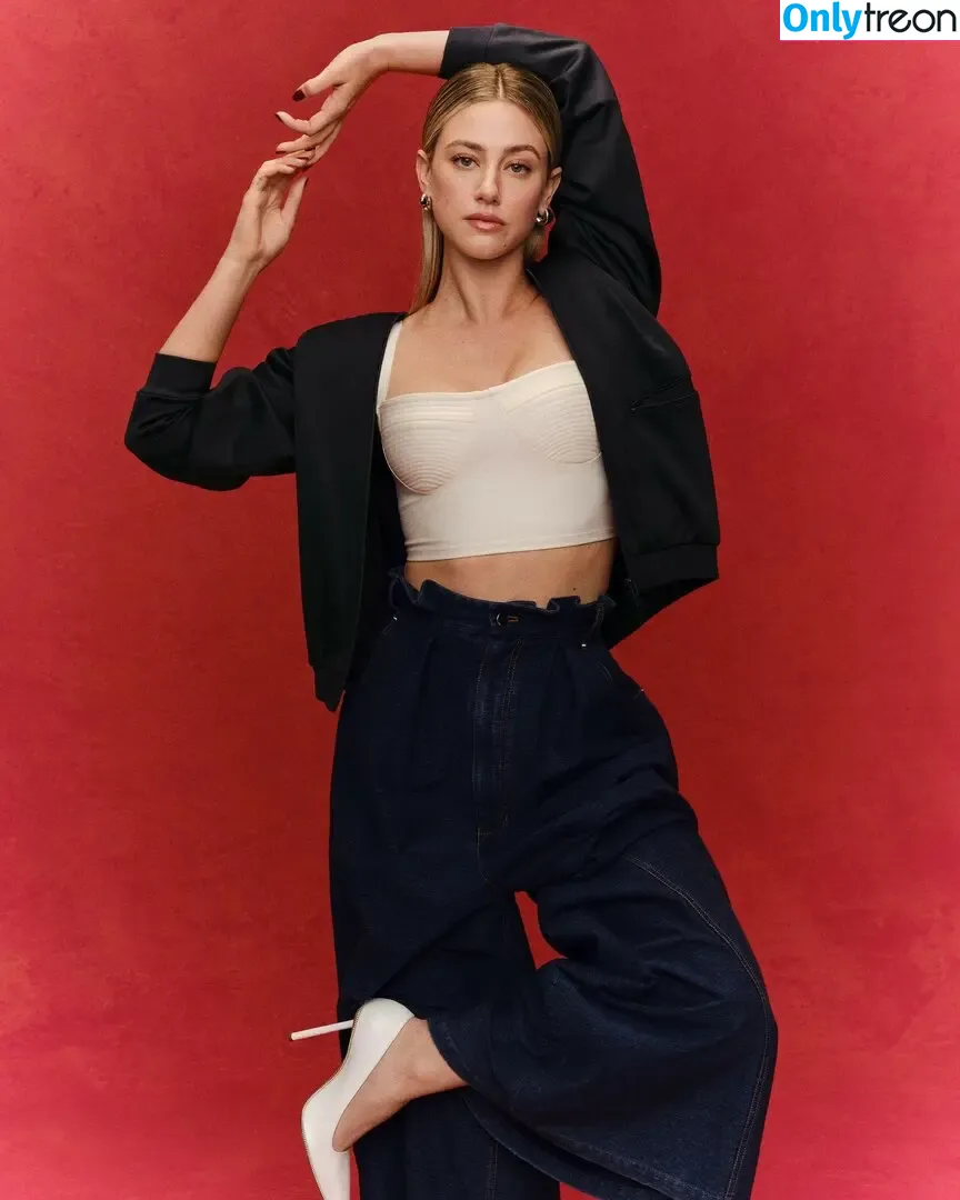 Lili Reinhart nude photo #0934 (Unpublished Photos / lilireinhart)