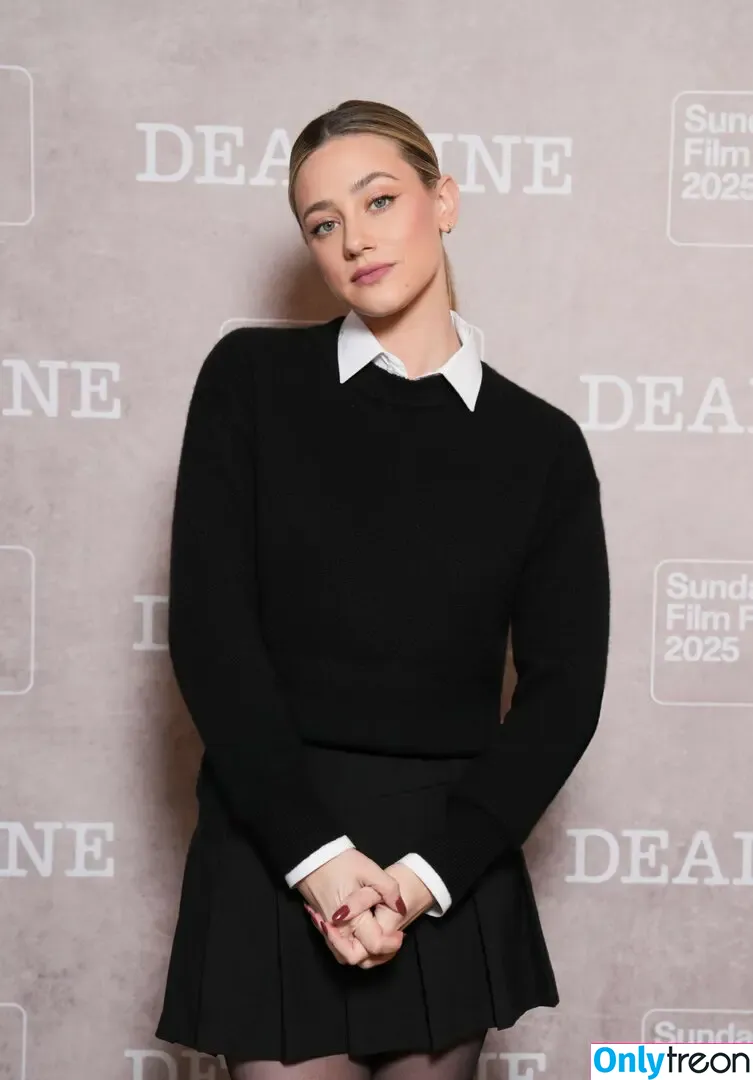 Lili Reinhart голая photo #0944 (Unpublished Photos / lilireinhart)