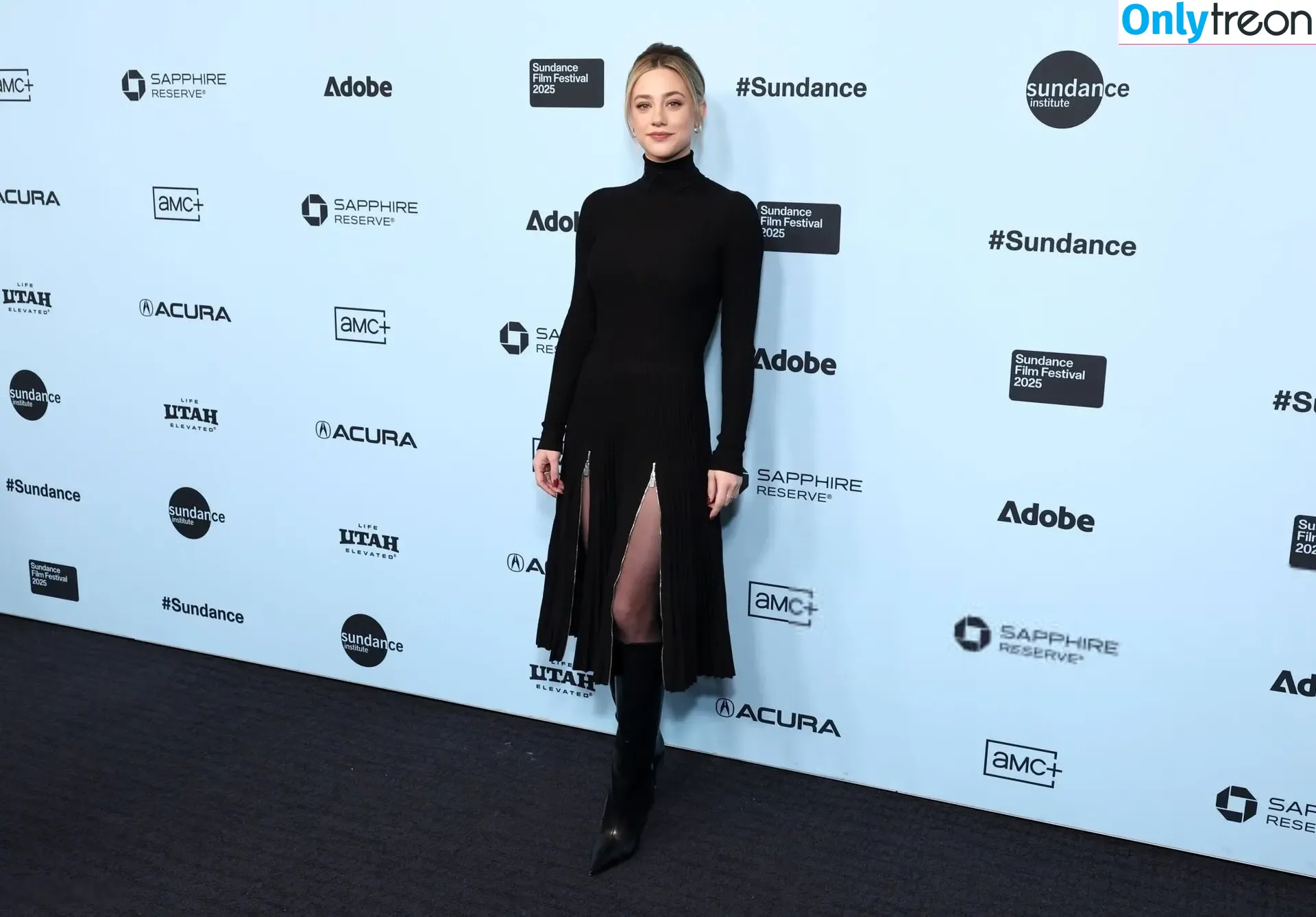 Lili Reinhart голая photo #0991 (Unpublished Photos / lilireinhart)