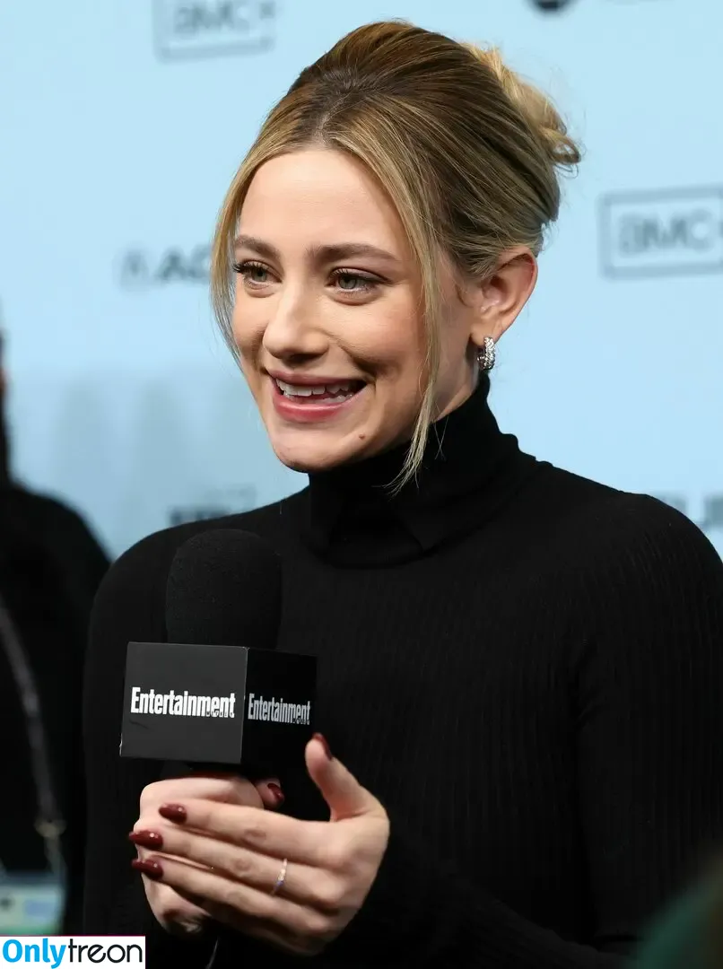 Lili Reinhart голая photo #0994 (Unpublished Photos / lilireinhart)