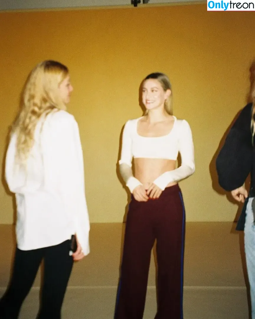 Lili Reinhart голая photo #1006 (Unpublished Photos / lilireinhart)
