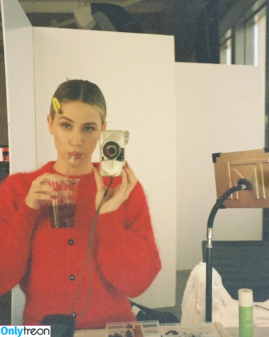 Lili Reinhart голая photo #1007 (Unpublished Photos / lilireinhart)