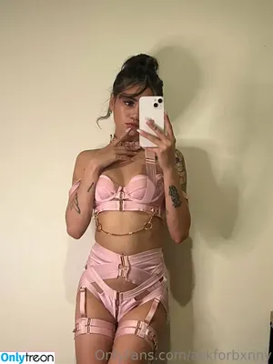 liliabxnny / lila_baybee nude photo #0015