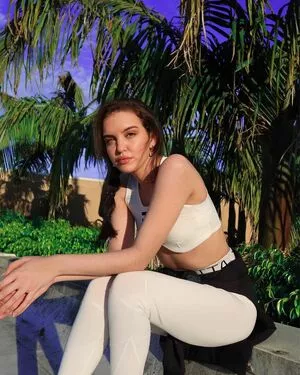 Lilimar Hernandez / iamlilimar / marieli18h фото голая #0002