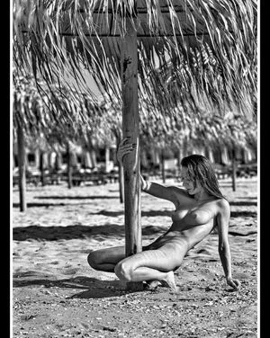 Lilith13goddesss / Lili Bulgarian / lilith13goddesssss nude photo #0018