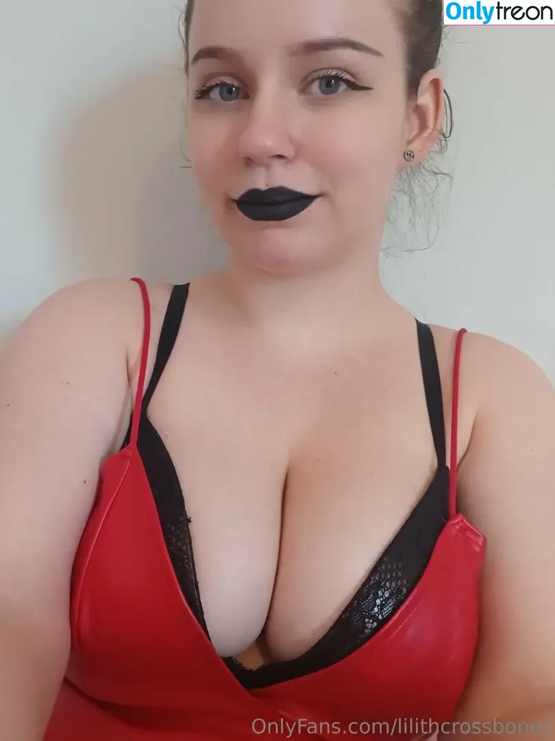 lilithcrossbones nude photo #0380 (lilithcrossbones)