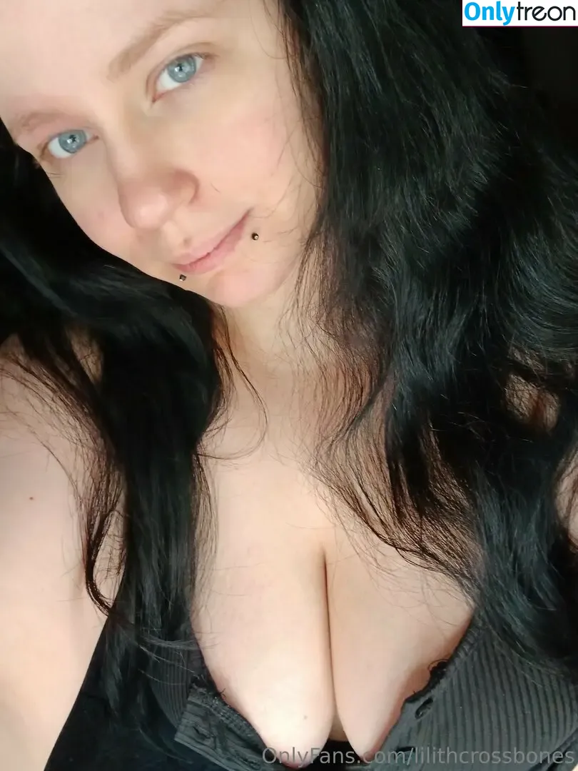 lilithcrossbones nude photo #0438 (lilithcrossbones)