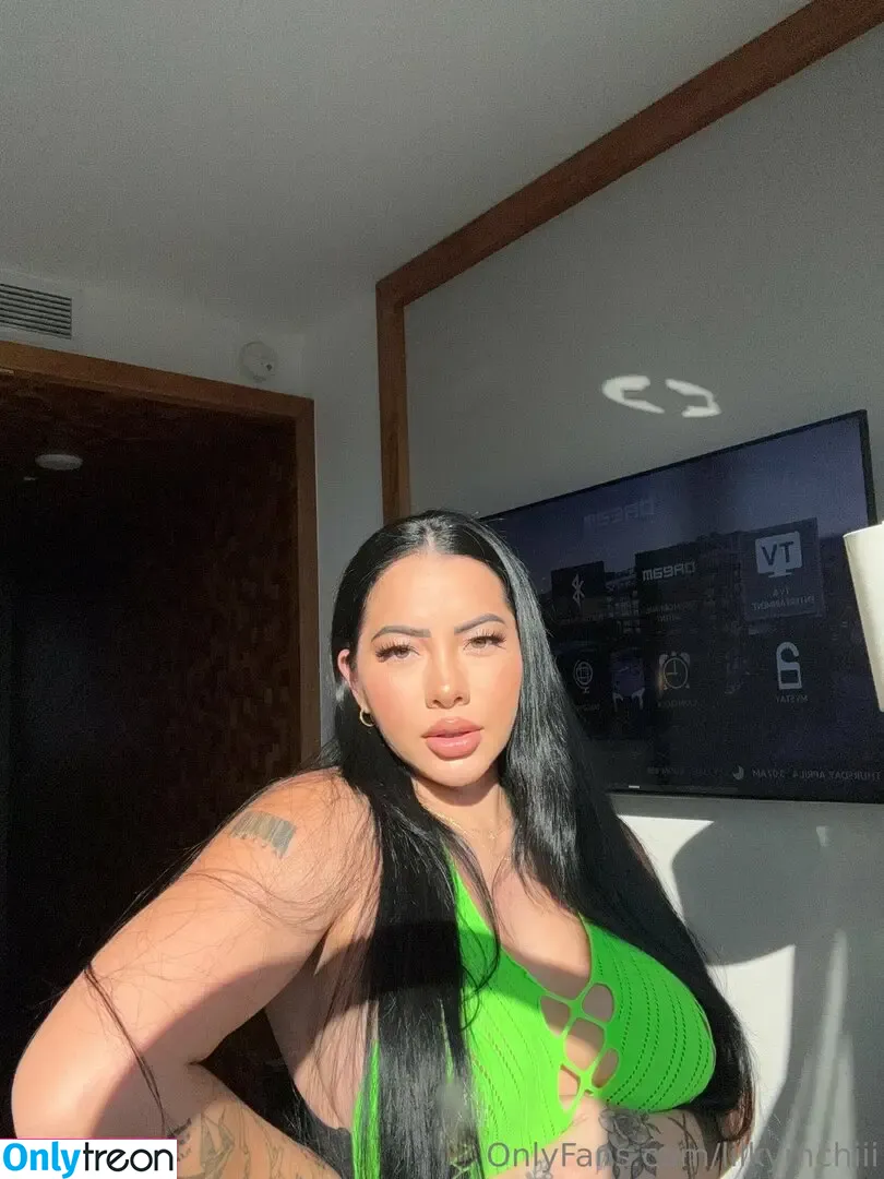 lilkymchiii nude photo #0011 (danellemfishback)