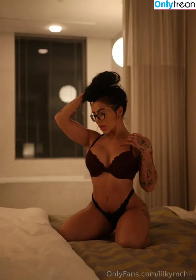 lilkymchiii nude photo #0016 (danellemfishback)