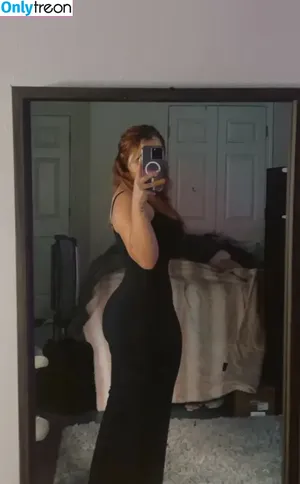 Lillianjl_ / lillianfeet / lilly.leblanc nude photo #0008