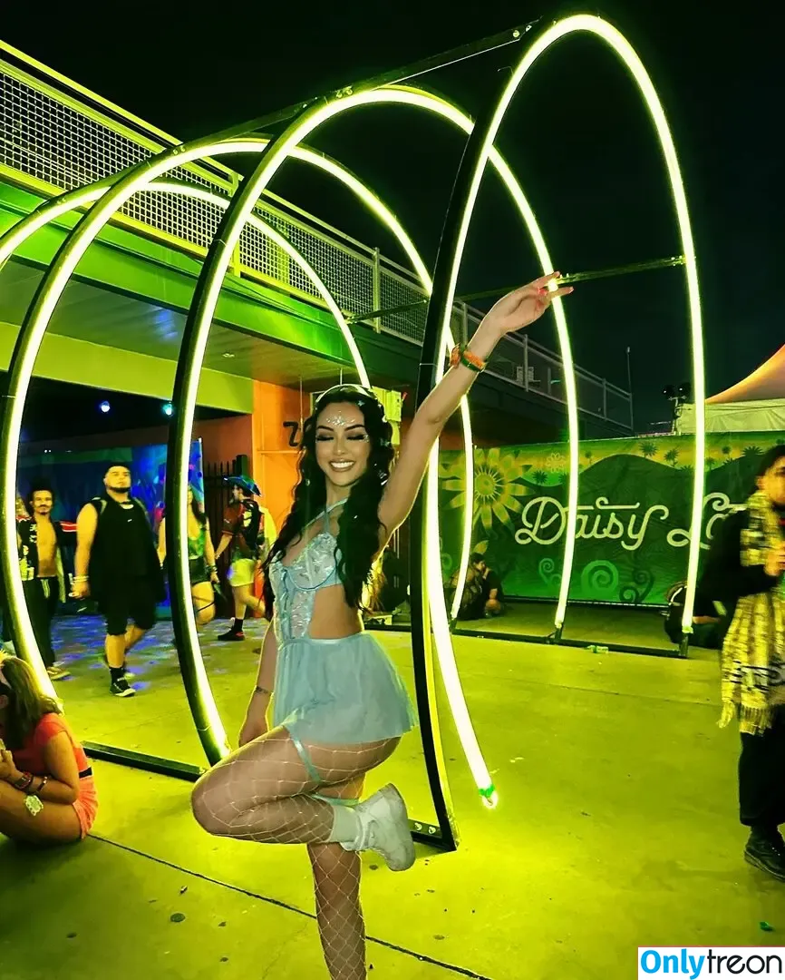 lillianxle голая photo #0008 (lilliluxe)