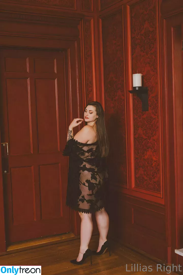 Lillias Right nude photo #0019 (RightLillias / lillias_right / lilliasright)