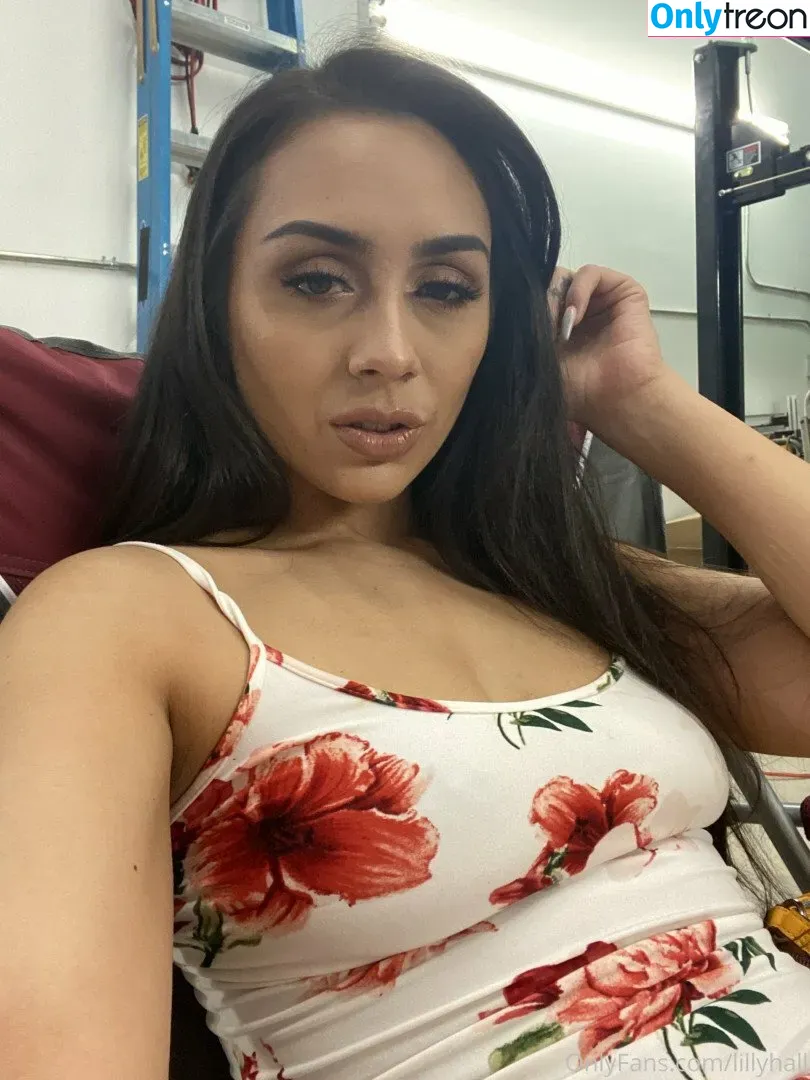 Lilly Hall nude photo #0101 (XxRealLillyhall / lilly.hall / reallillyhallxx)