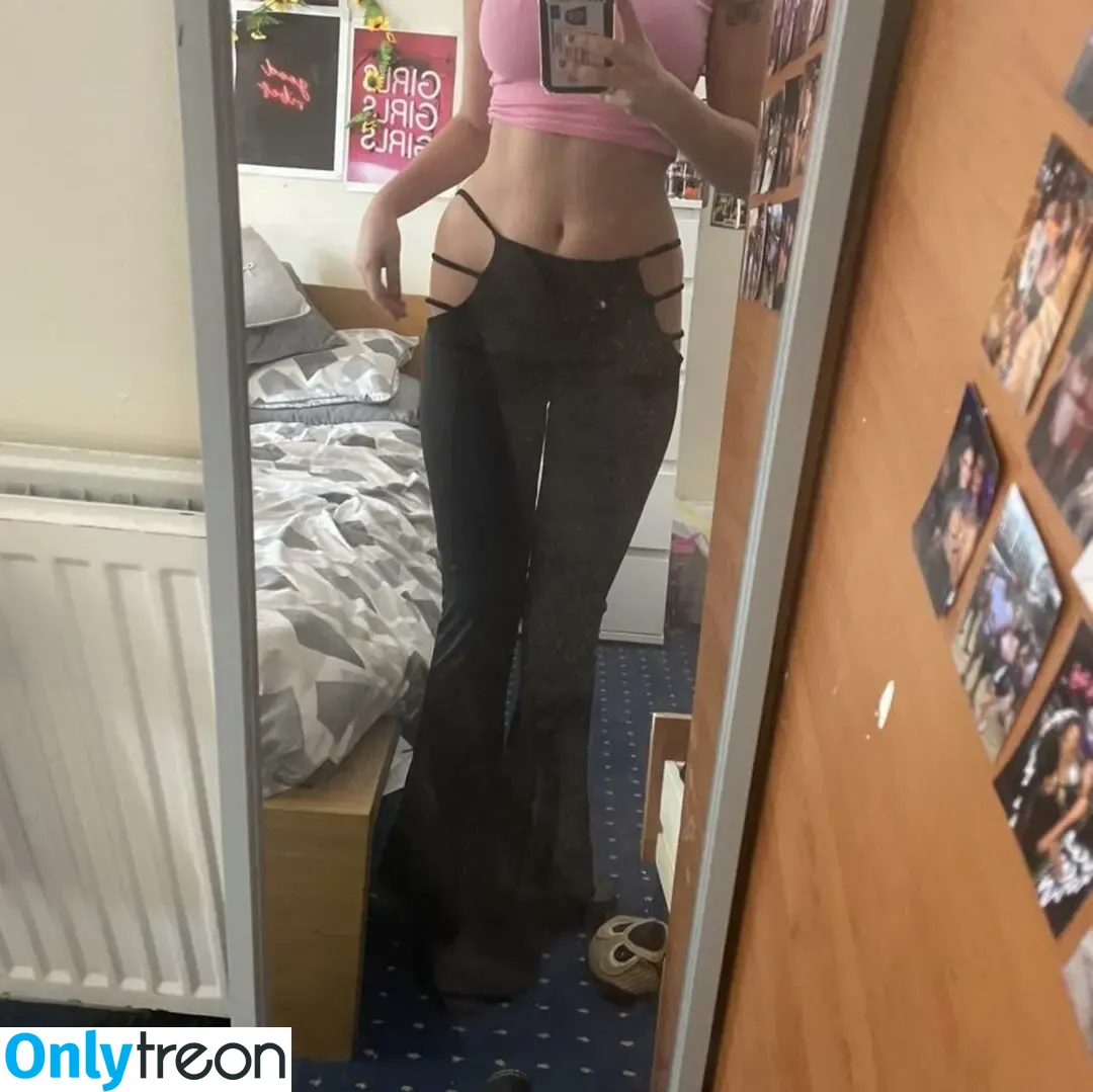 Lilly N nude photo #0065 (Cute 32E Try-Ons [Non-Nude] / lilly / lillyentertainment)