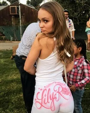 Lilly Rose Depp / lilrose_ / lilyrose_depp nude photo #0104