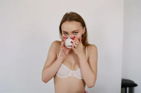 Lilly Rose Depp / lilrose_ / lilyrose_depp nude photo #0105