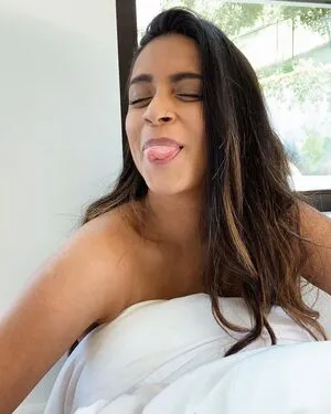 Lilly Singh / lilly фото голая #0015