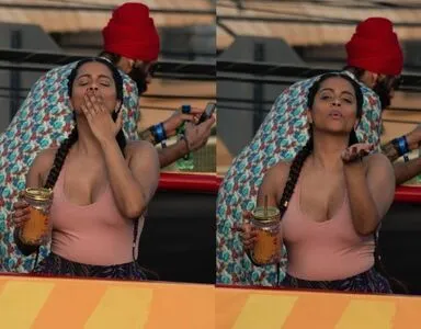 Lilly Singh / lilly фото голая #0019