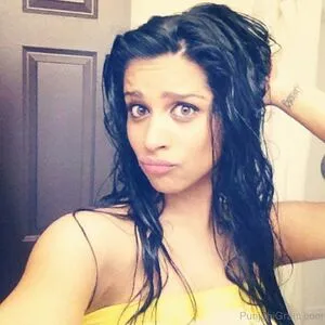 Lilly Singh / lilly фото голая #0021