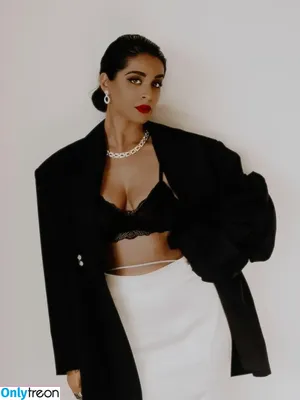 Lilly Singh / lilly фото голая #0290