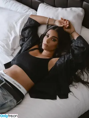 Lilly Singh / lilly фото голая #0296