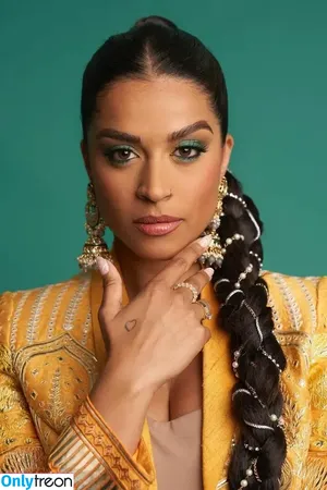 Lilly Singh / lilly nude photo #0320