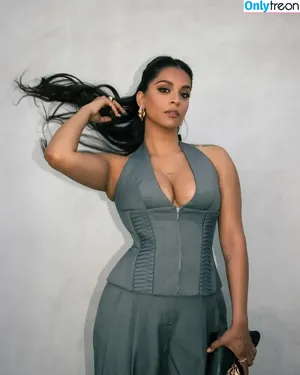 Lilly Singh / lilly nude photo #0336