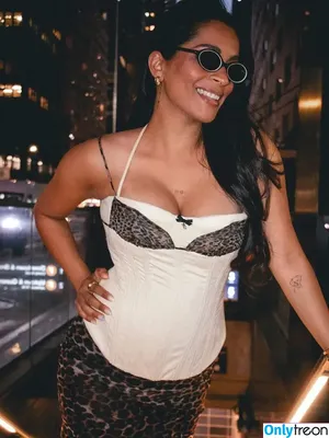 Lilly Singh / lilly nude photo #0345