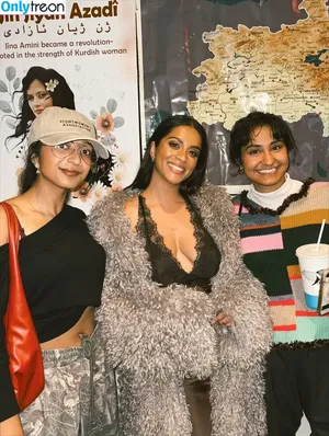 Lilly Singh / lilly nude photo #0375