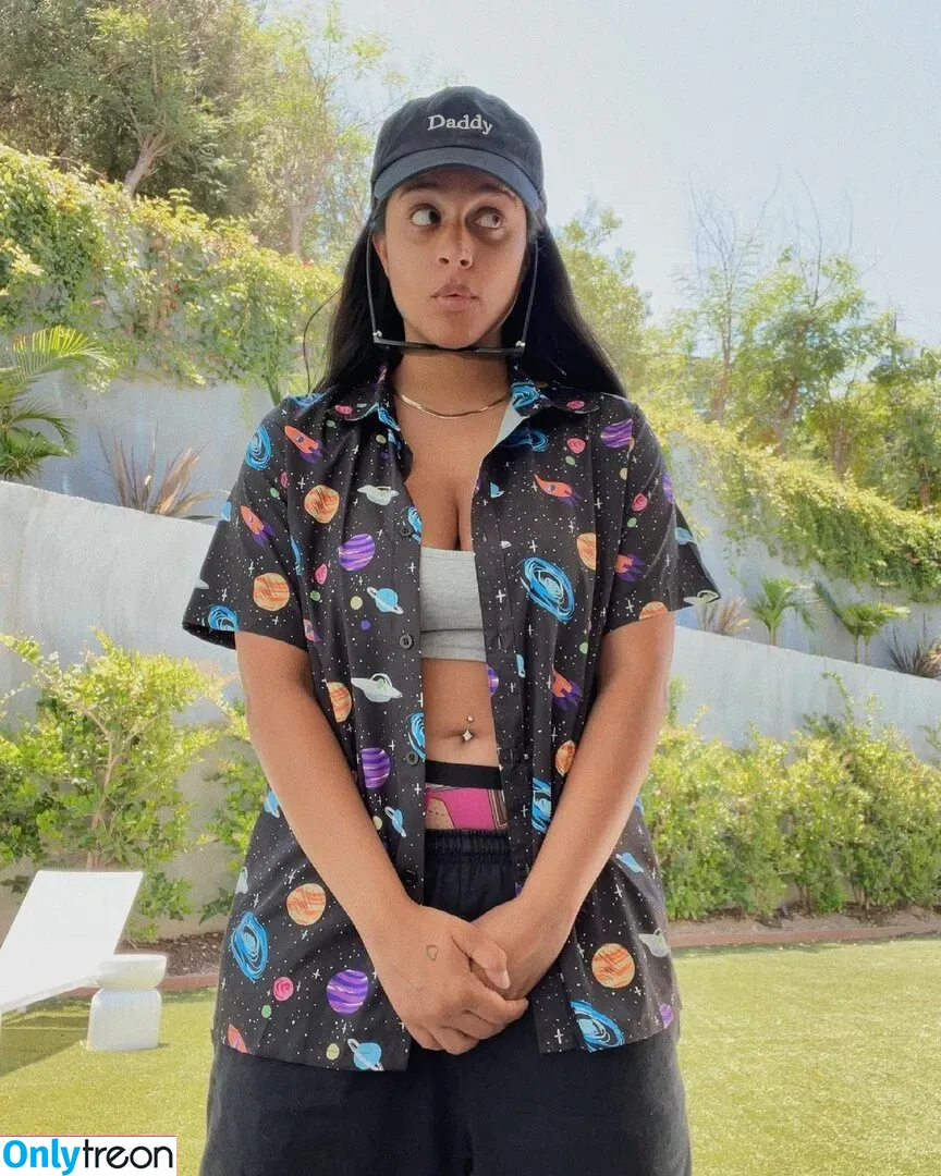 Lilly Singh голая photo #0168 (lilly)