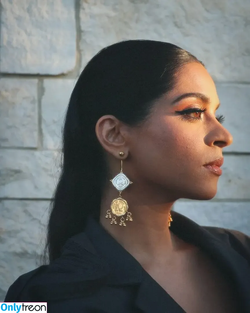 Lilly Singh голая photo #0262 (lilly)