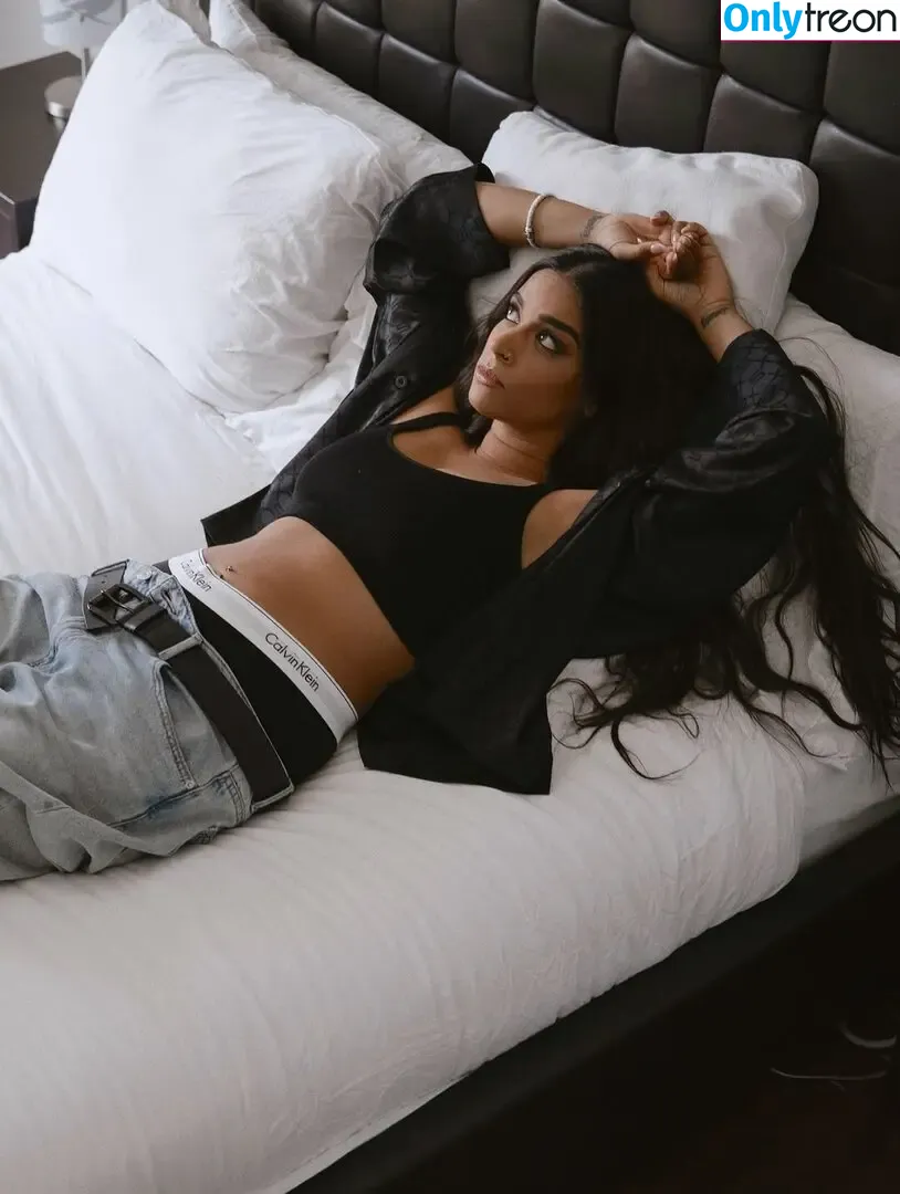 Lilly Singh nude photo #0294 (lilly)