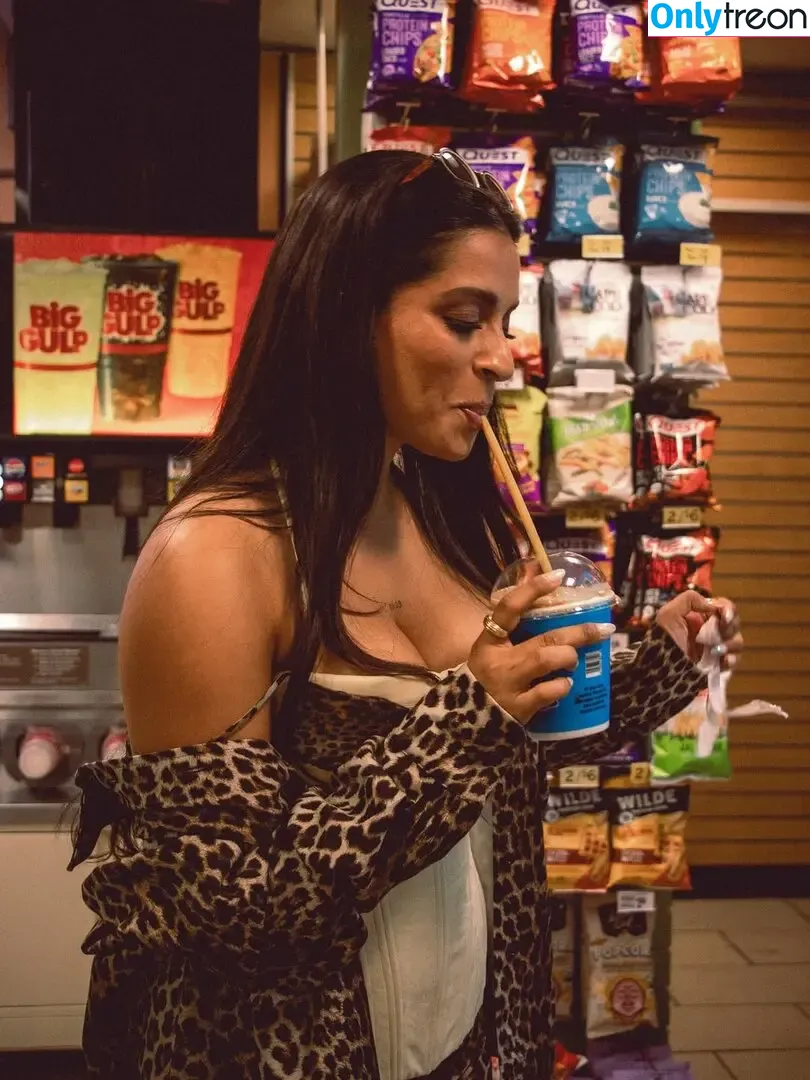 Lilly Singh nude photo #0344 (lilly)