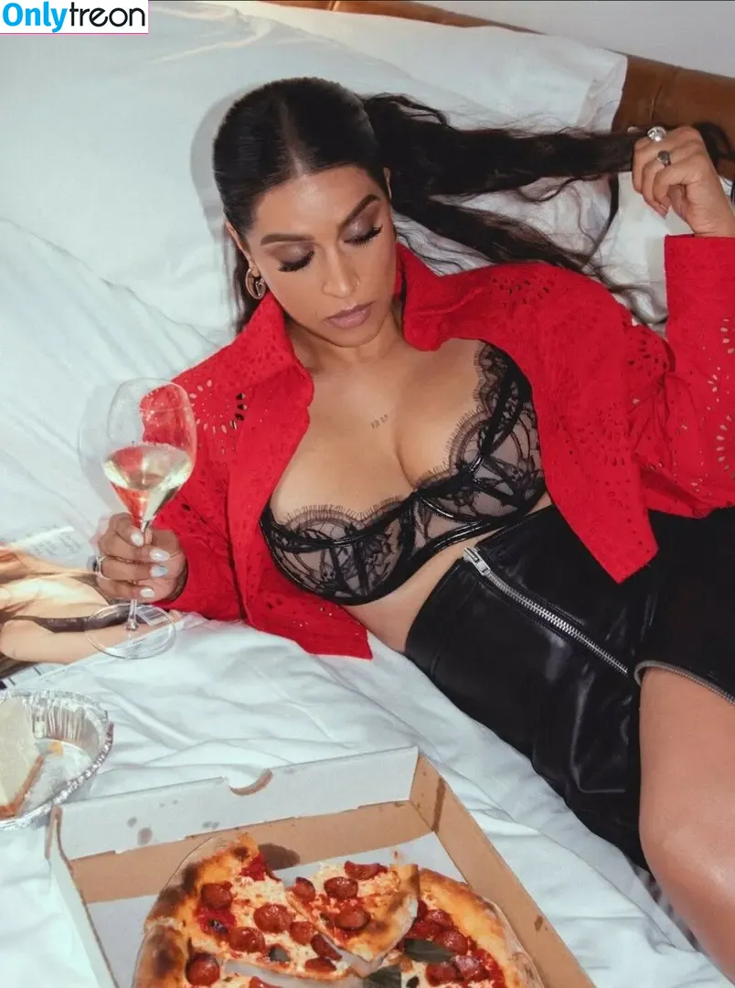 Lilly Singh nude photo #0358 (lilly)
