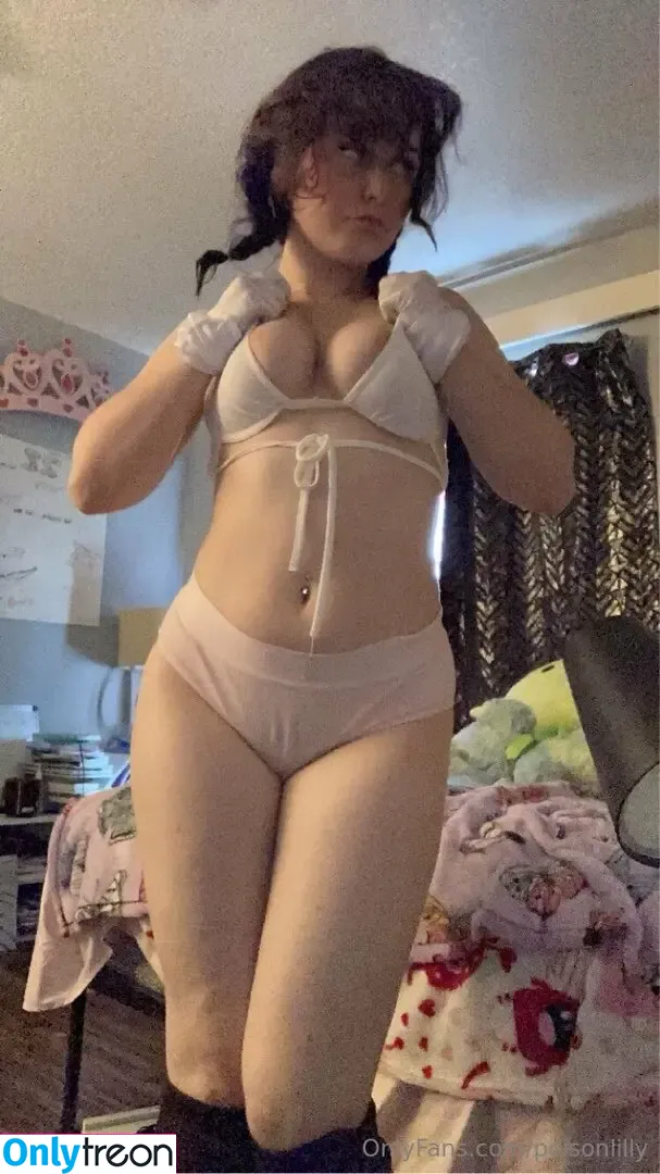 Lillypod голая photo #0006 (poisonlilly / poisonlillypod)