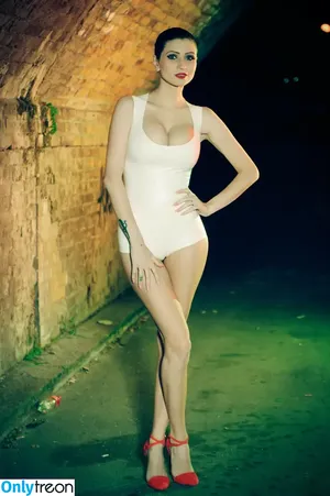 Lillyroma1982 / Lilly Roma / lillyroma32 nude photo #1910