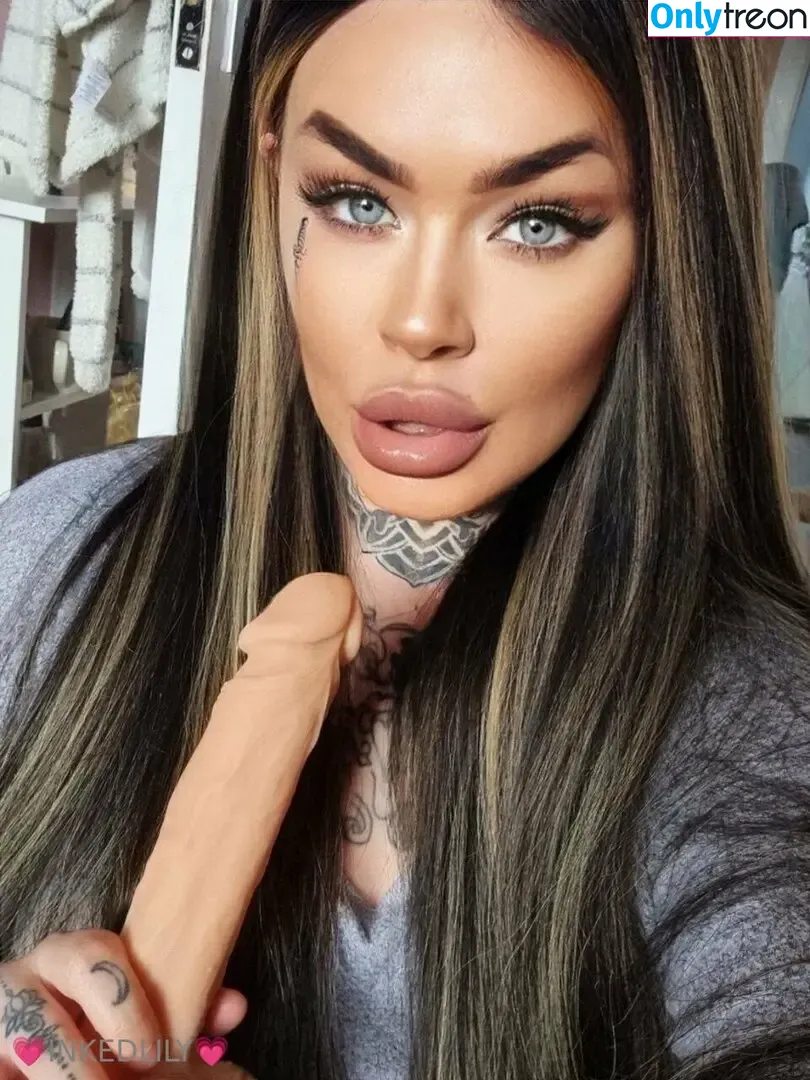 lillysplayhouse69 голая photo #0012 (lillysplayhouse69)