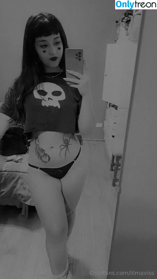 lilmavissx nude photo #0032 (lilmissvyxsin)