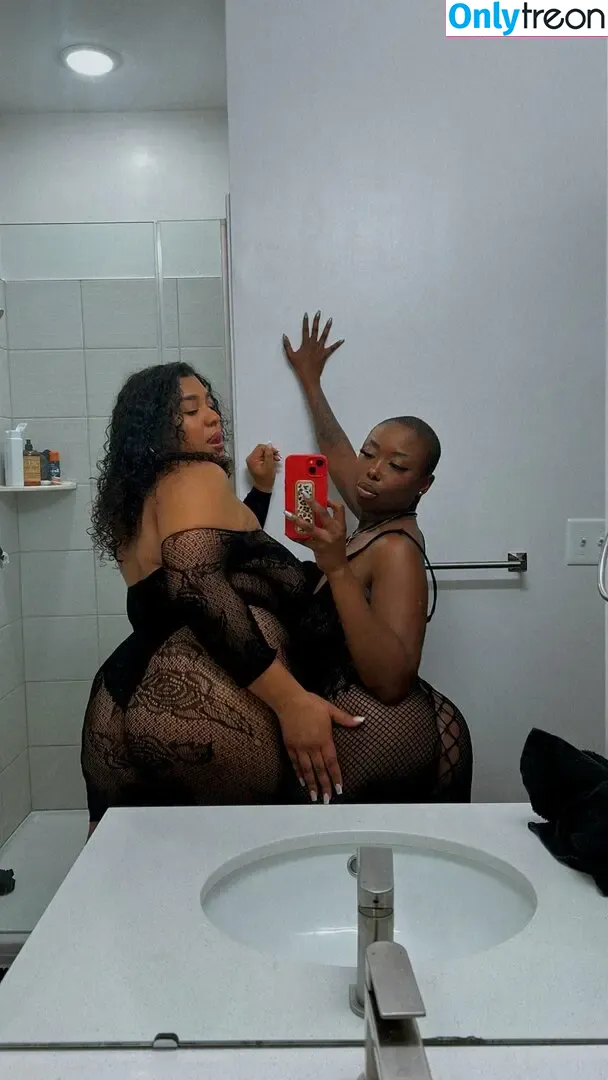Lilmisskinkyxx nude photo #0010 (THICC)