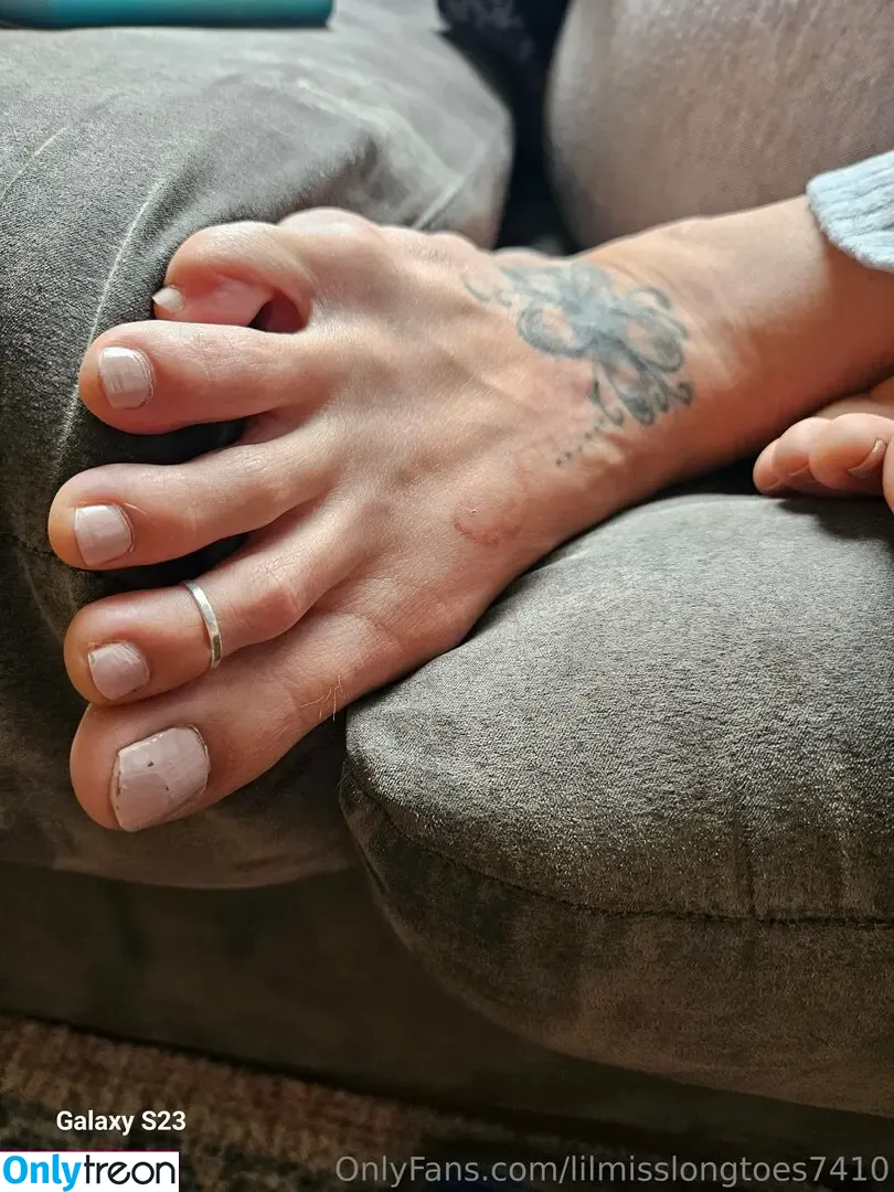 lilmisslongtoes7410 nude photo #0048 (iamblessed_t5)