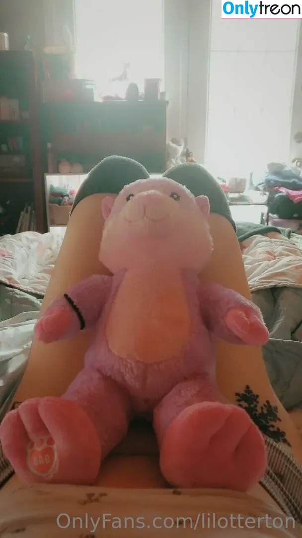 lilotterton nude photo #0097 (lil_otterton)