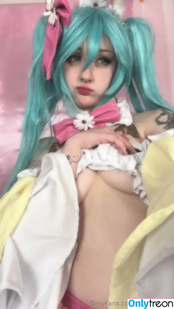 Lilsarcasme голая photo #0030 (Lilianna / lil_sarcasm)