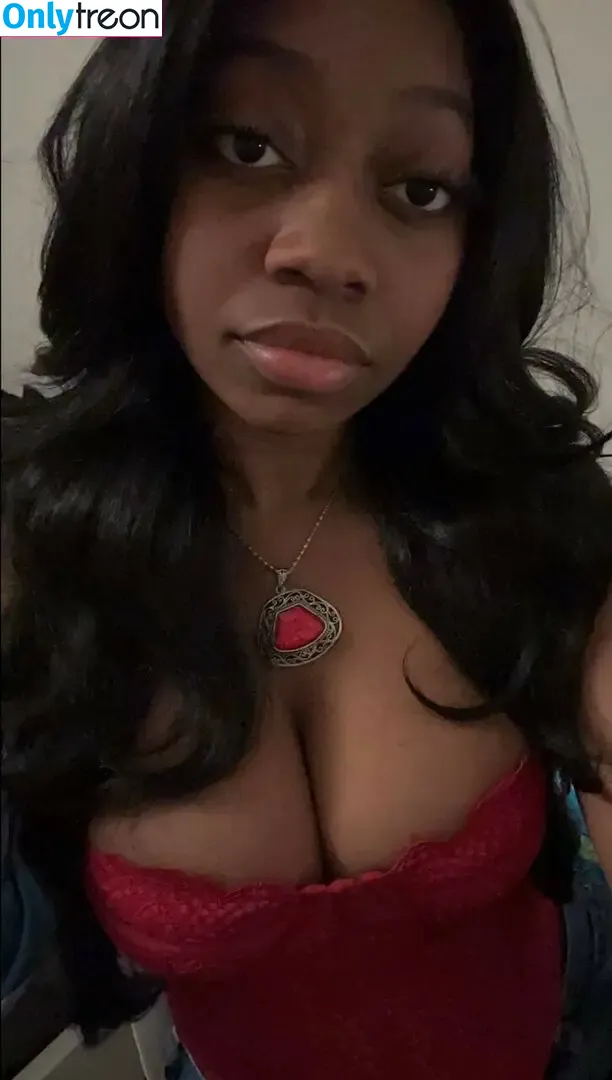 Liltecette nude photo #0003 (trsunmola)