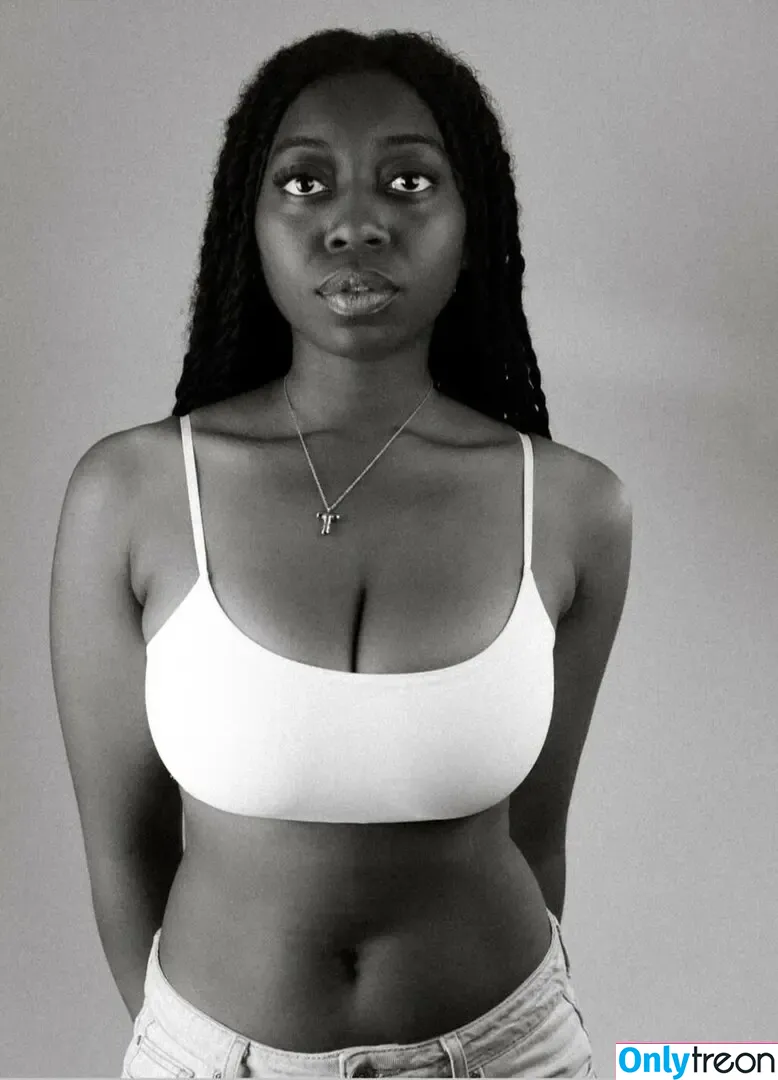Liltecette nude photo #0062 (trsunmola)