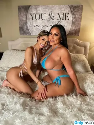 lilvrod / vrodlive nude photo #0034