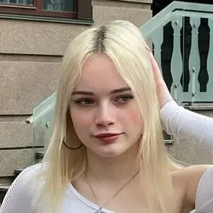 lily.18 / lilychlonin nude photo #0018