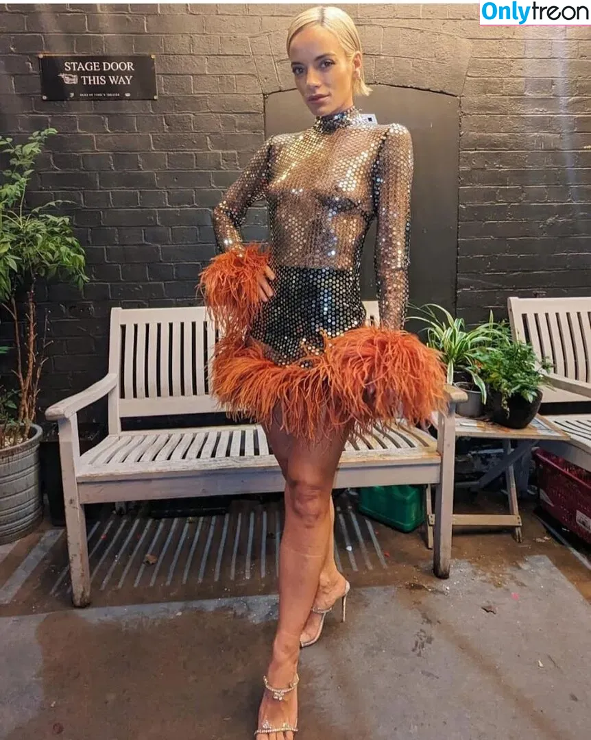 Lily Allen голая photo #0189 (lilyallen)