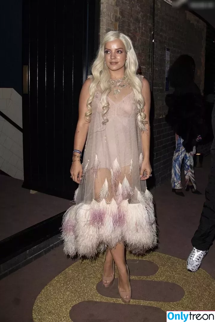Lily Allen nude photo #0509 (lilyallen)