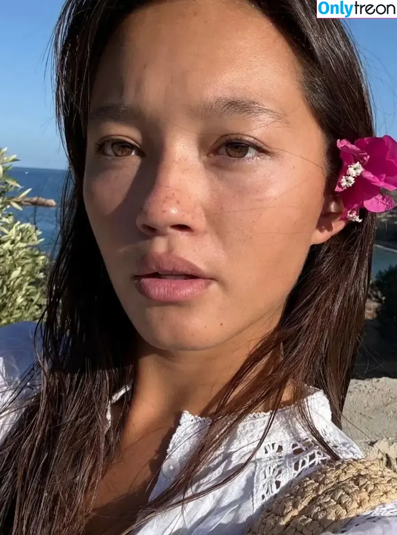 Lily Chee голая photo #1085 (lilychee)